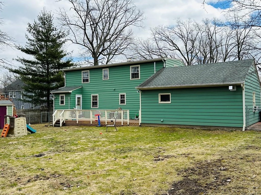 54 Maple St, Cornwall, NY 12518