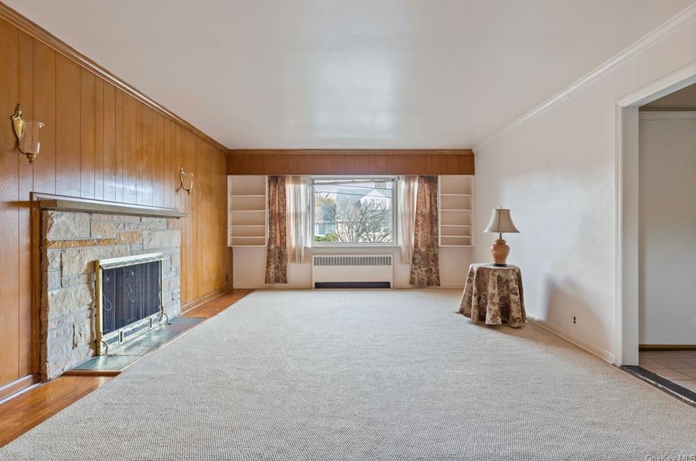 182 Ellsworth Ave, Harrison NY  10528-2015 exterior