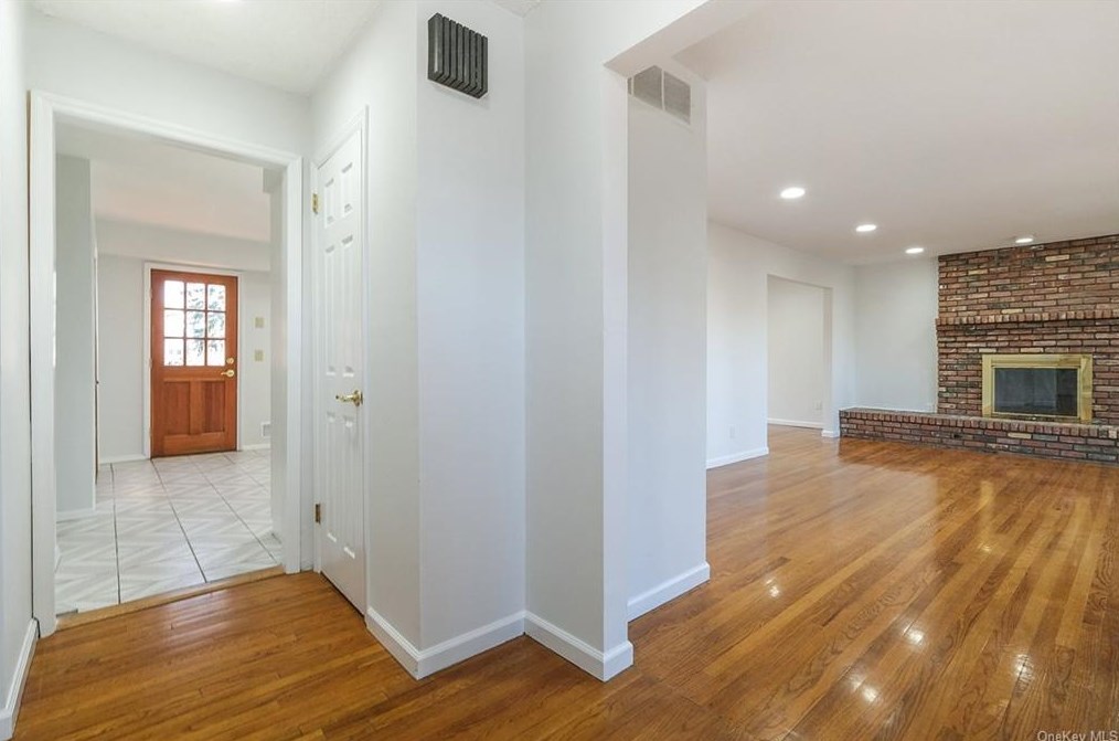 991 Palmer Ave, Mamaroneck, NY 10543