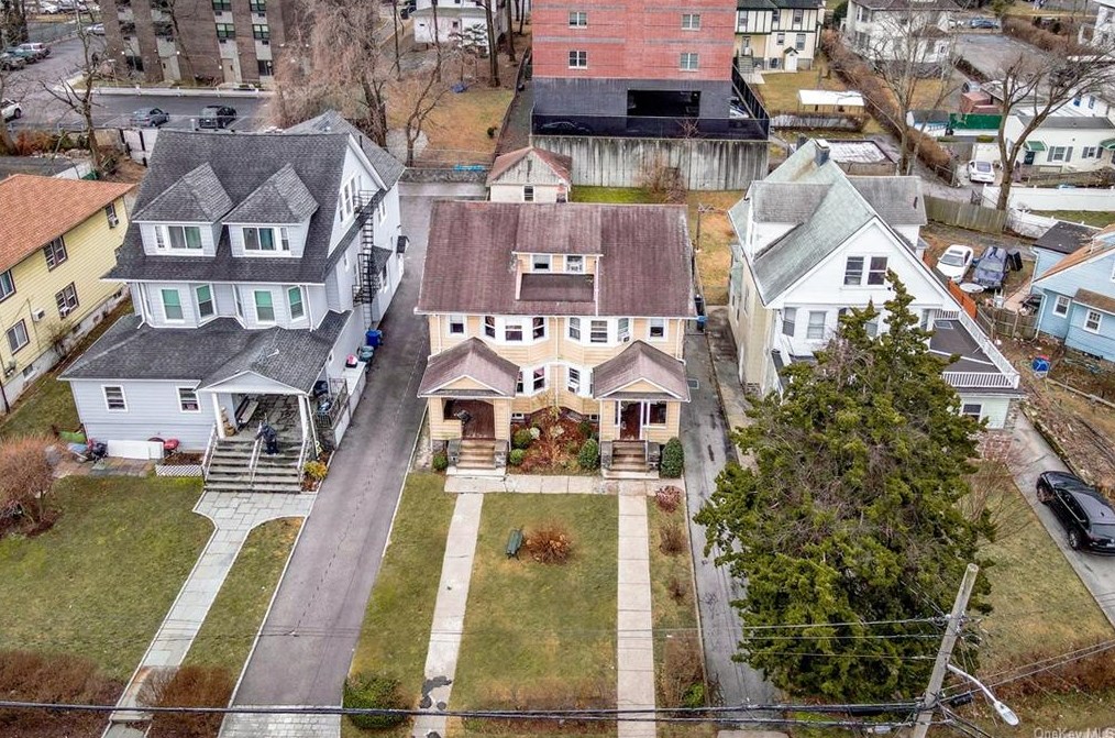 128 Sickles Ave, New Rochelle, NY 10801