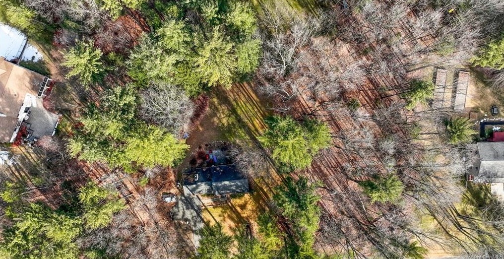 52 Valley View Rd, Bloomingburg NY  12721-5216 exterior