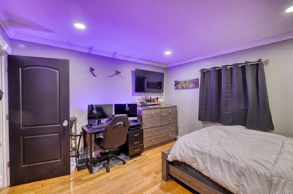 52 Valley View Rd, Bloomingburg NY  12721-5216 exterior