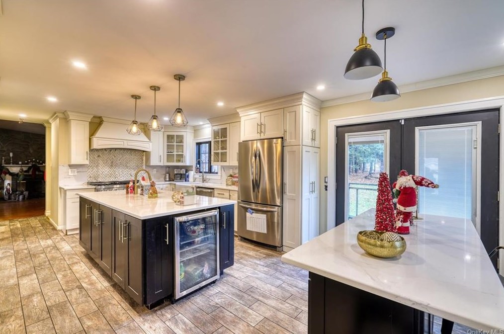 52 Valley View Rd, Bloomingburg NY  12721-5216 exterior