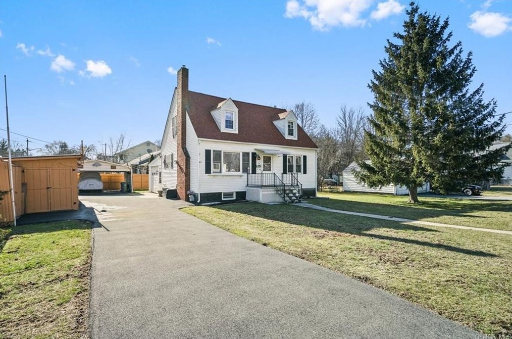 14 Rodman St, Middletown, NY 10940