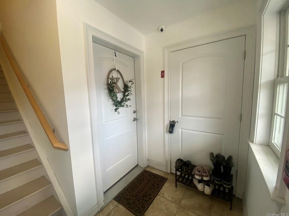 27 N Main St #a, Florida, NY 10921