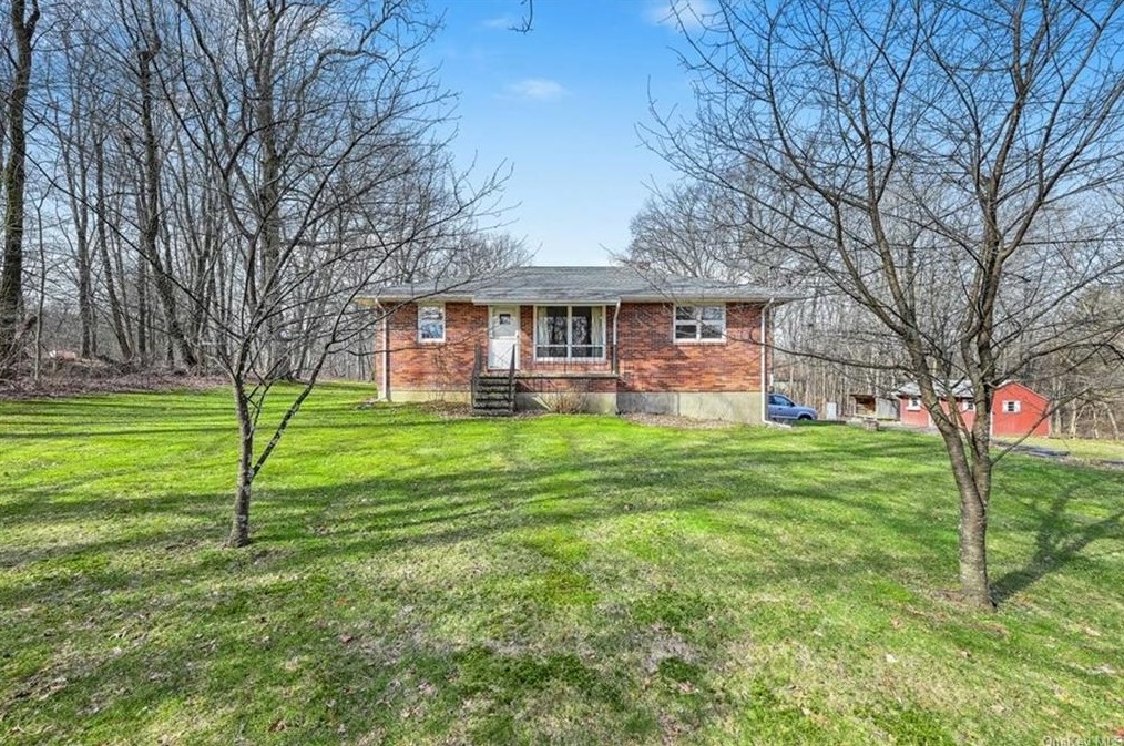 30 Ridge Rd, Montgomery, NY 12549