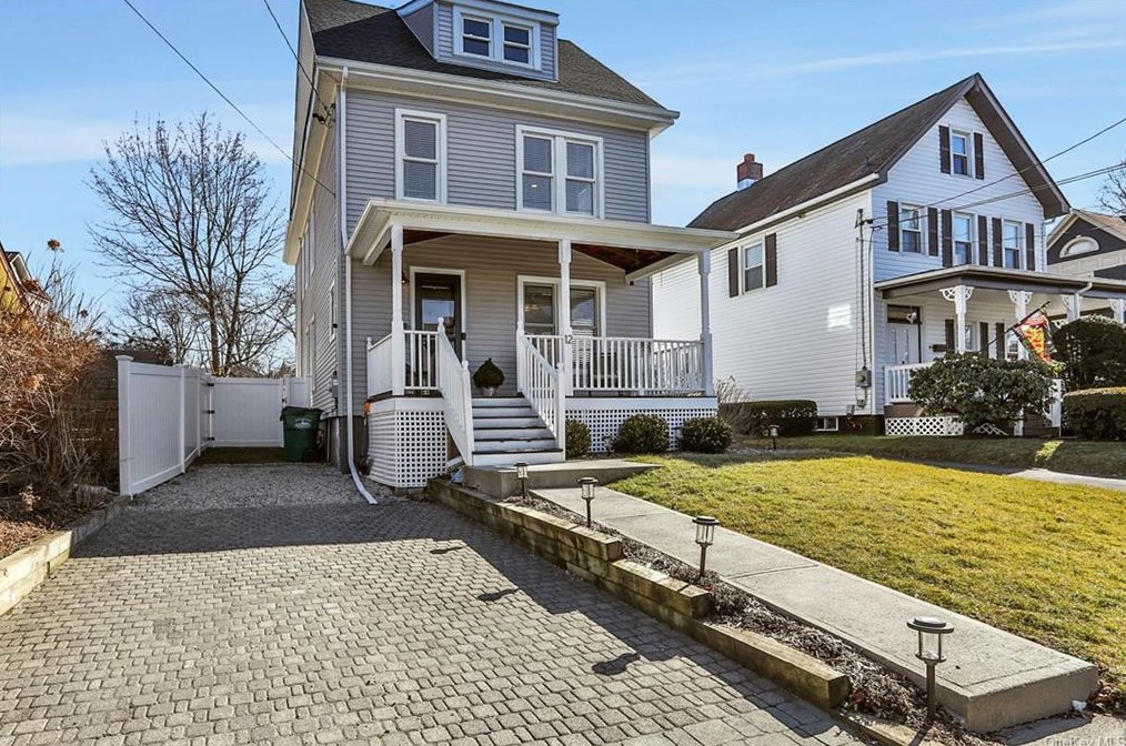 12 Dutchess Ter, Beacon, NY 12508-1716