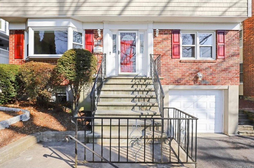 60 Park Cir, White Plains, NY 10603