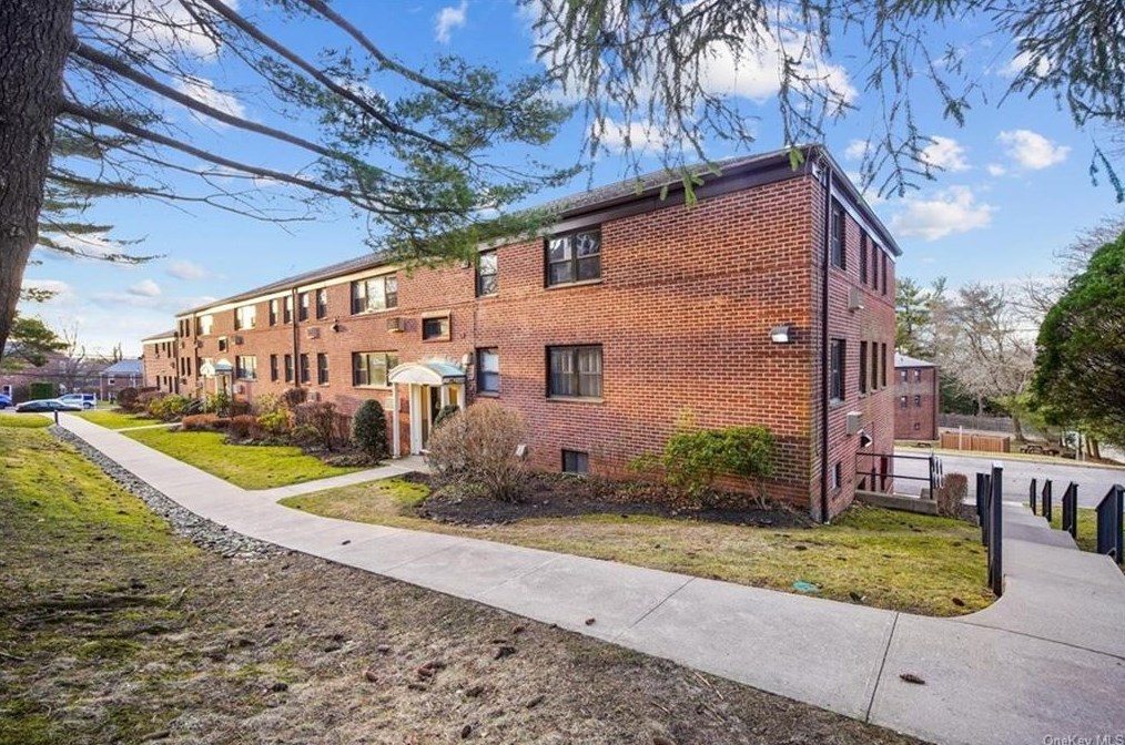 115 Beacon Hill Dr #e28, Dobbs Ferry, NY 10522