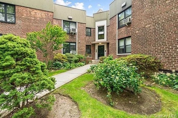 2255 E 78th St #1b, Flushing, NY 11370