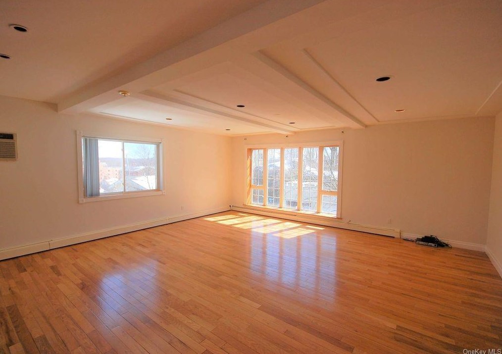 5633 Sylvan Ave #2a, Bronx, NY 10471