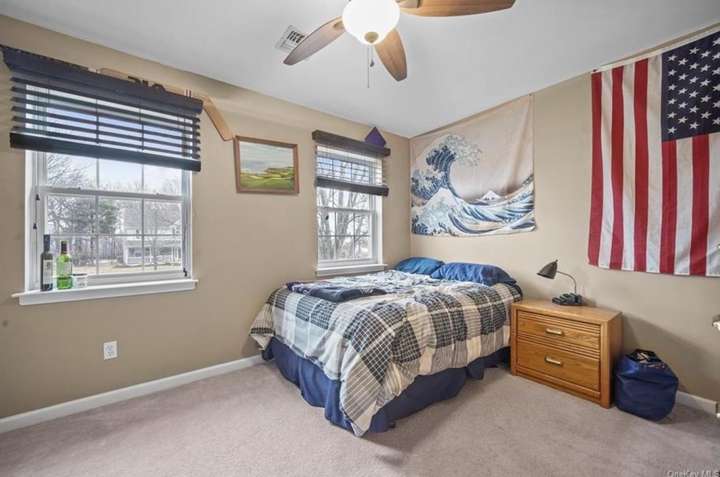 15 Spinnaker Ct, Monroe NY  10950-4479 exterior