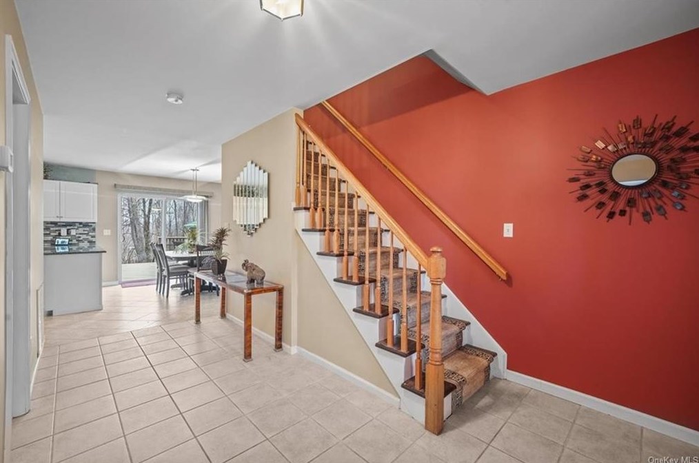 15 Spinnaker Ct, Monroe NY  10950-4479 exterior