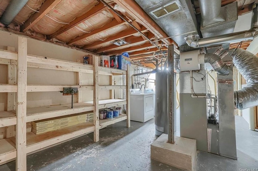 15 Dorothy Dr, Monroe NY  10950-4307 exterior