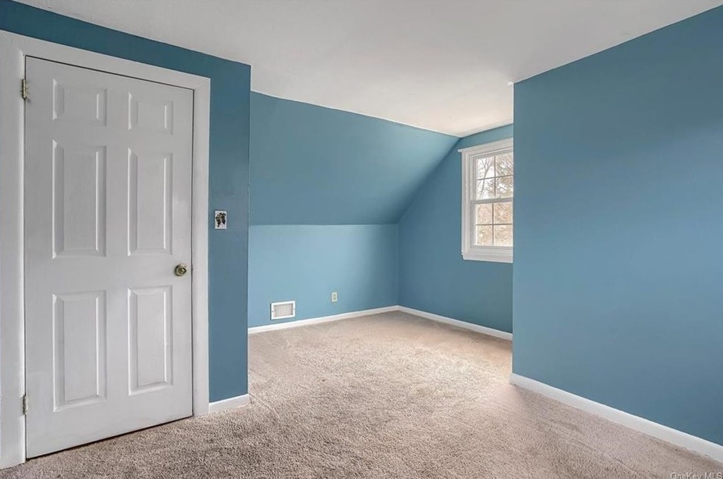 15 Dorothy Dr, Monroe NY  10950-4307 exterior