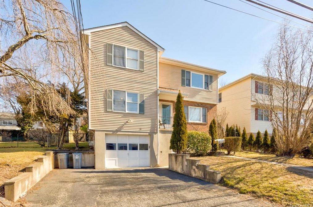 25 Westview Ave, Rye Brook, NY 10573
