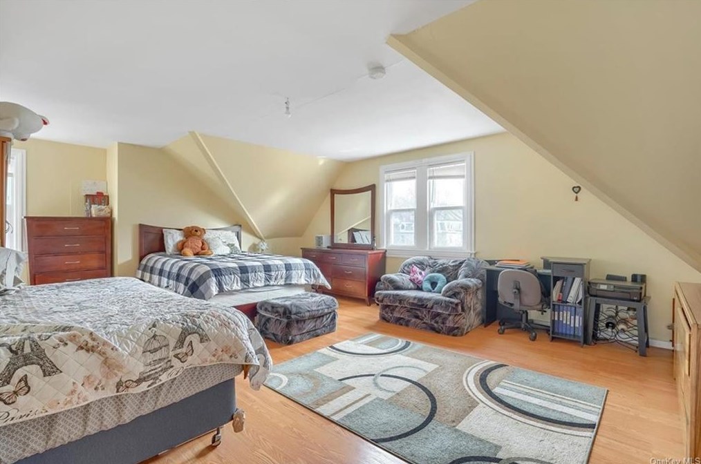 319 Lafayette Pl, Peekskill NY exterior