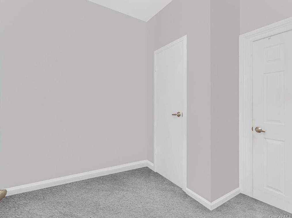 75 Chestnut St, Yonkers NY  10701-3407 exterior