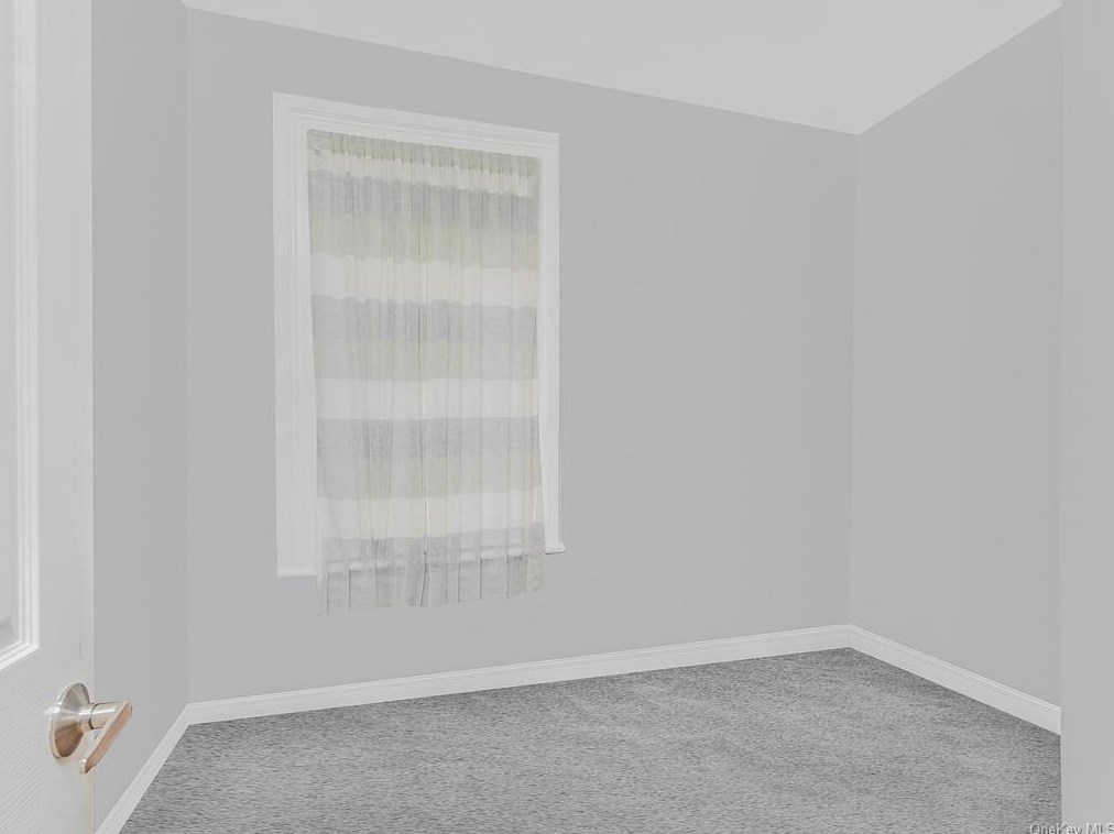 75 Chestnut St, Yonkers NY  10701-3407 exterior