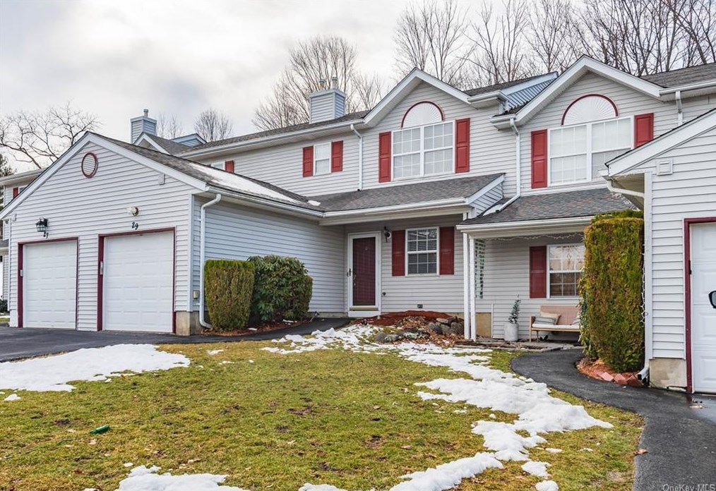 29 Nancy Ct, Monroe, NY 10950-4161