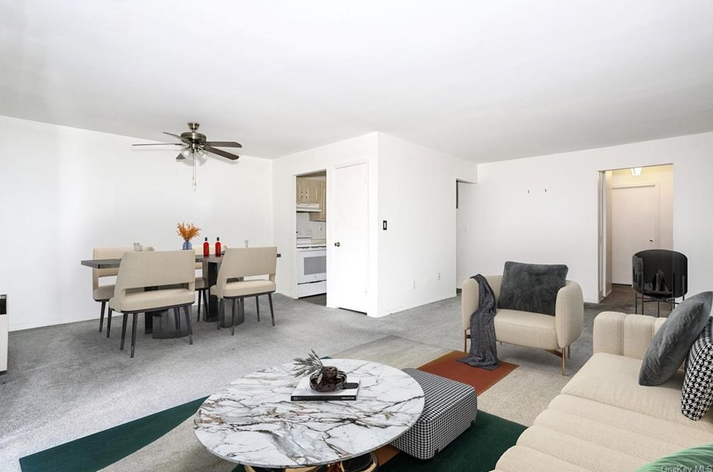 424 Carpenter Ave #9, Newburgh, NY 12550