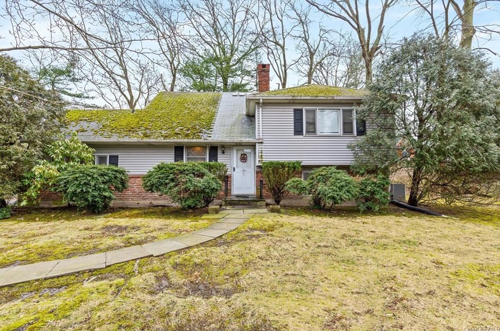 7 Red Oak Dr, Rye, NY 10580