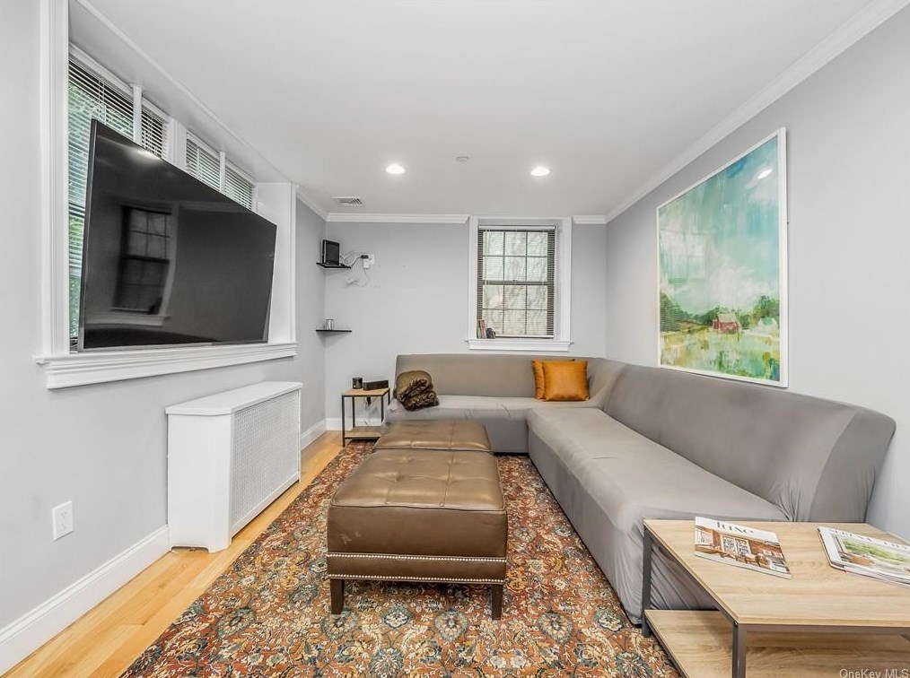 26 Pondfield Rd W #f, Yonkers, NY 10708