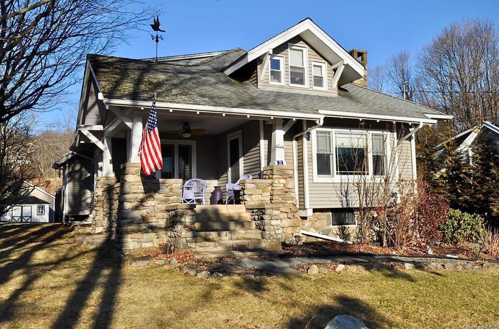 11 Rock Ave, Highland Mills, NY 10930-5149