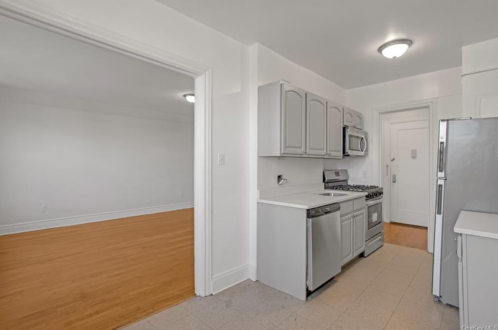 254 Martine Ave Apt 6c, White Plains, NY