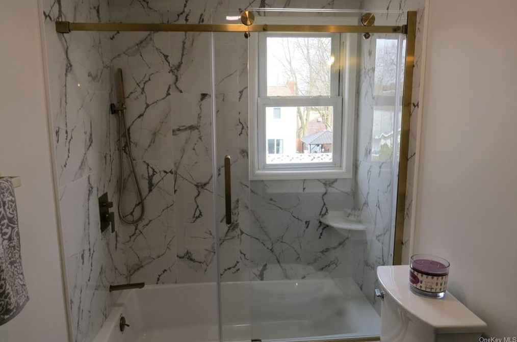 13 Maywood Ave, Rye Brook NY  10573-2401 exterior