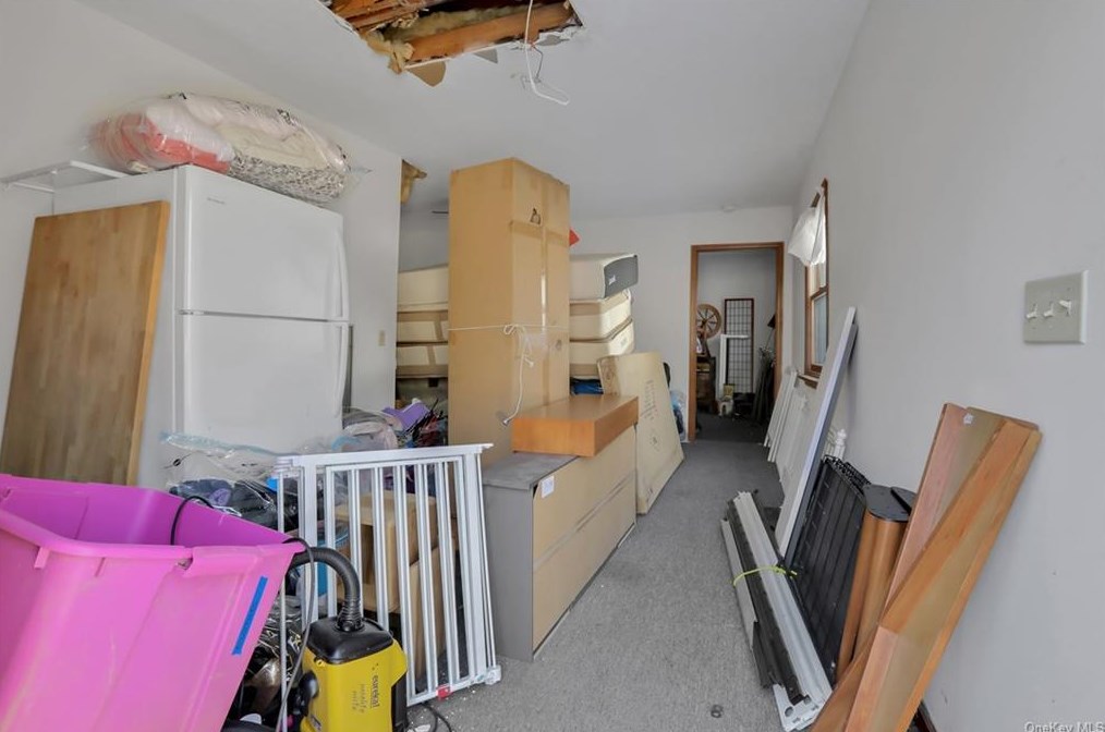 35 Old Rte 199, Red Hook NY 12571-2726 exterior