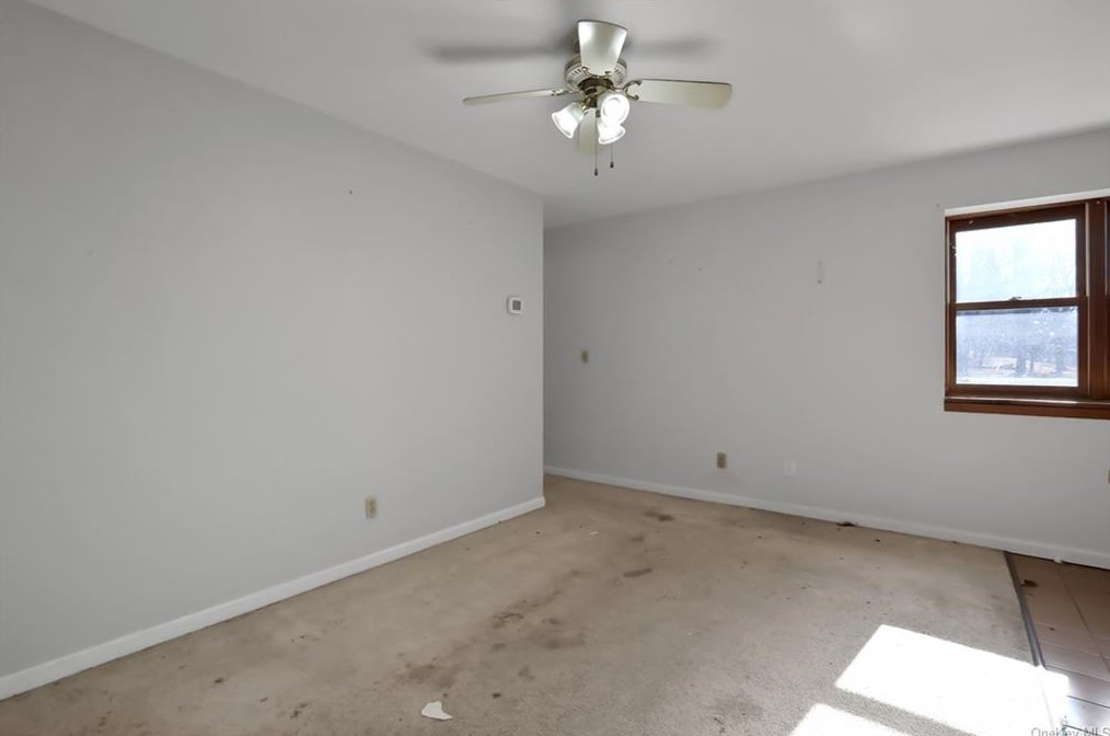 35 Old Rte 199, Red Hook NY 12571-2726 exterior