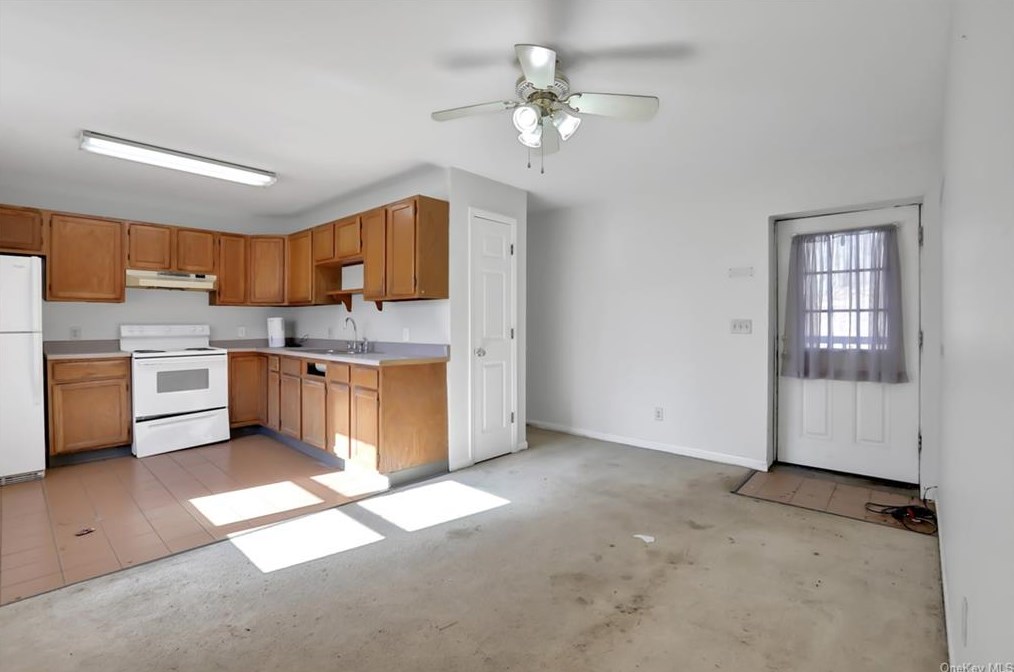 35 Old Rte 199, Red Hook NY 12571-2726 exterior