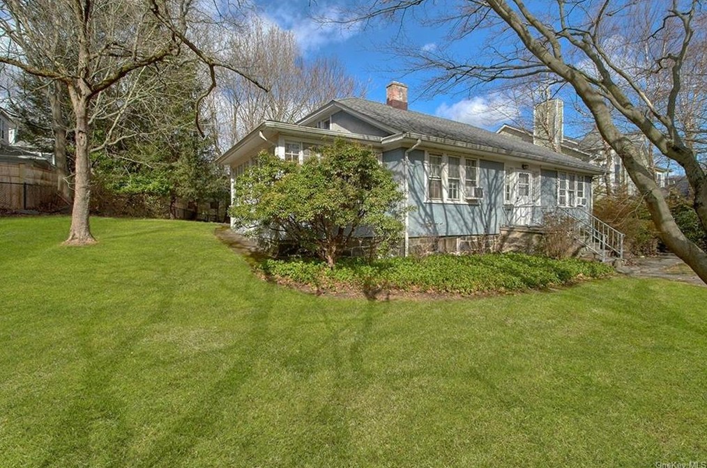 447 Midland Ave, Rye, NY 10580