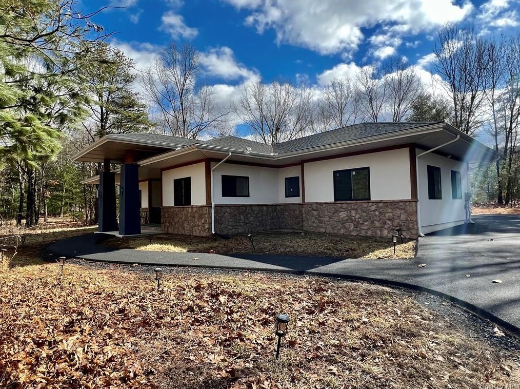 64 Airport Rd, Huguenot, NY 12746