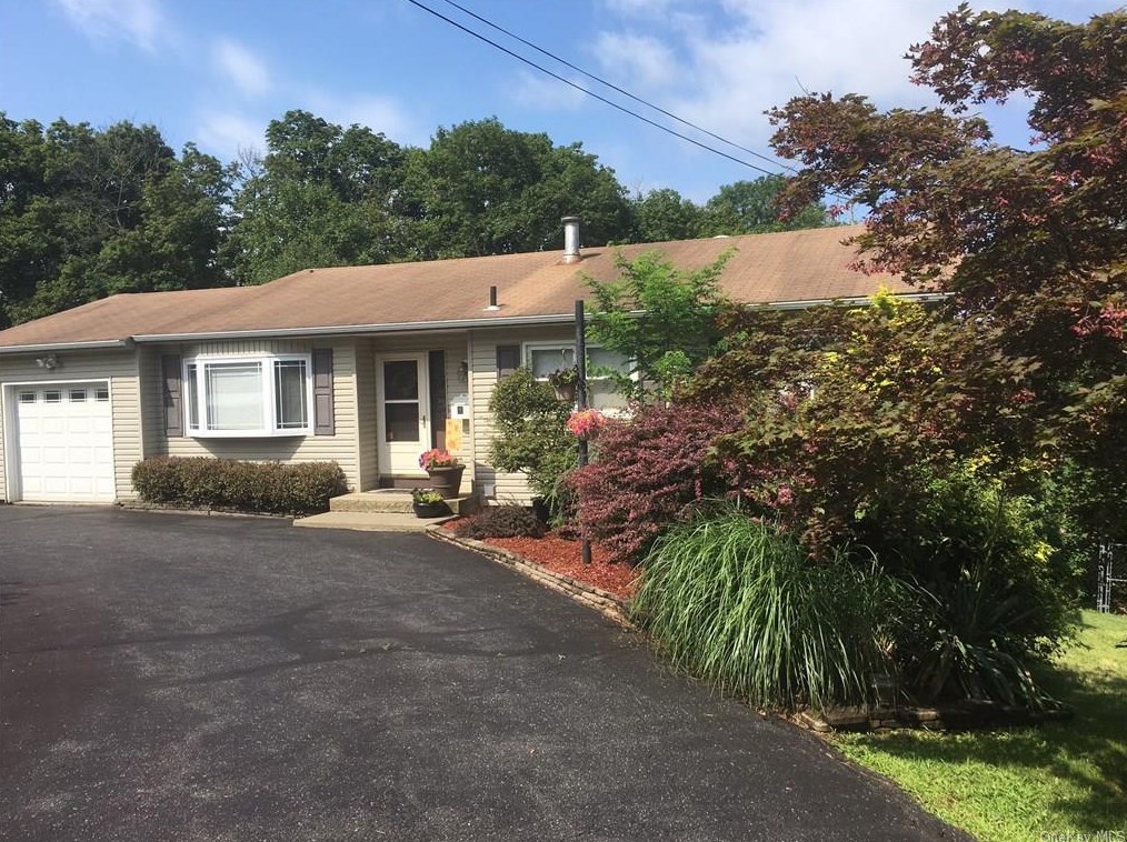650 Western Hwy, Blauvelt, NY 10913