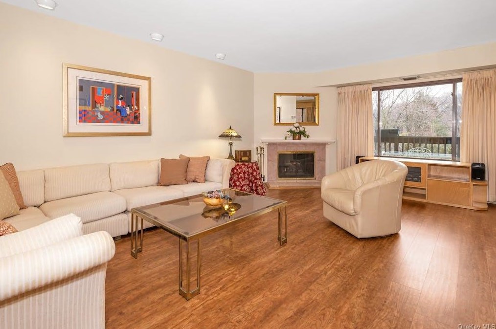 519 Martling Ave, North Tarrytown, NY 10591-4718