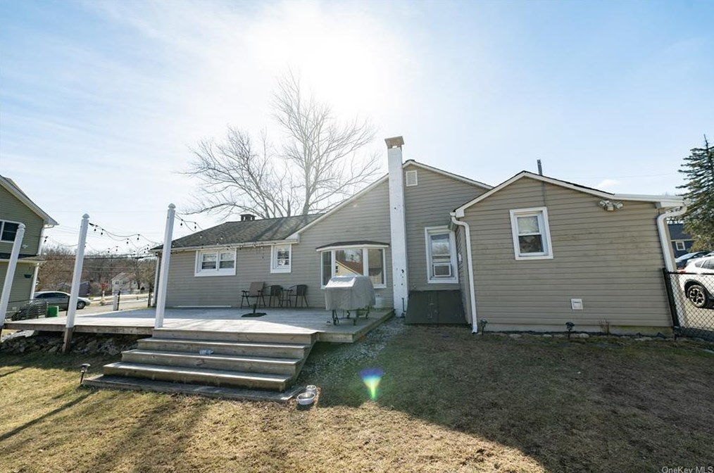 2 Brisman Dr, Thiells, NY 10984