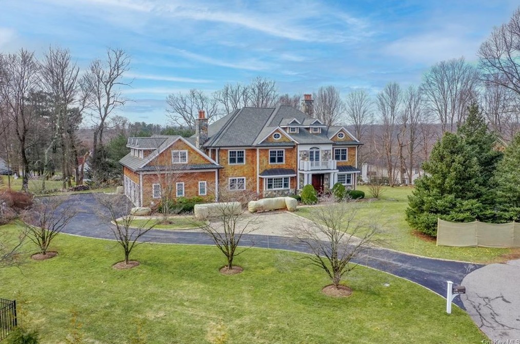 16 Bradley Farms, Chappaqua, NY 10514
