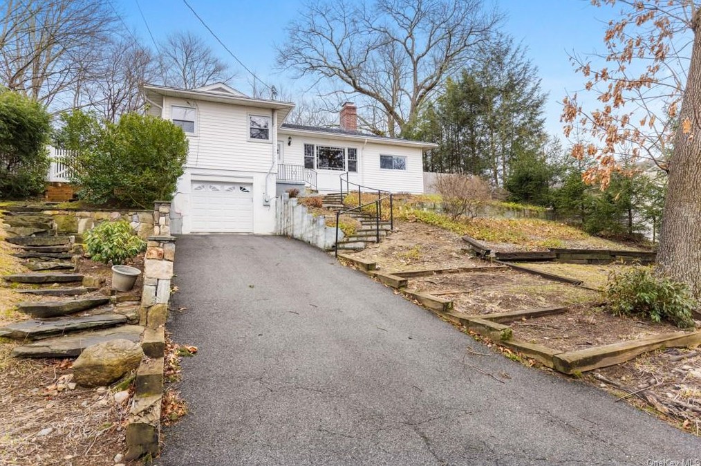 19 Bedford Ave, Bedford Hills, NY 10507