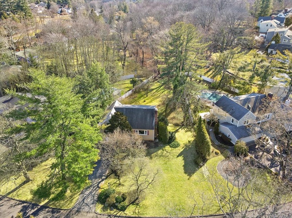 42 Hillandale Rd, Rye Brook, NY 10573