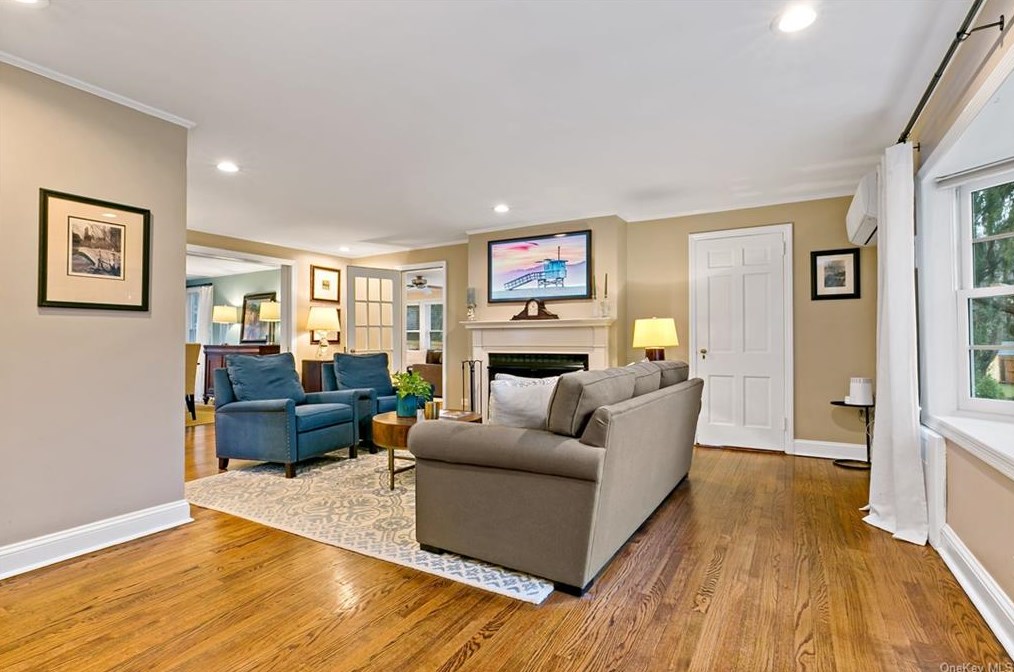3 Alden Rd, Chappaqua, NY 10514