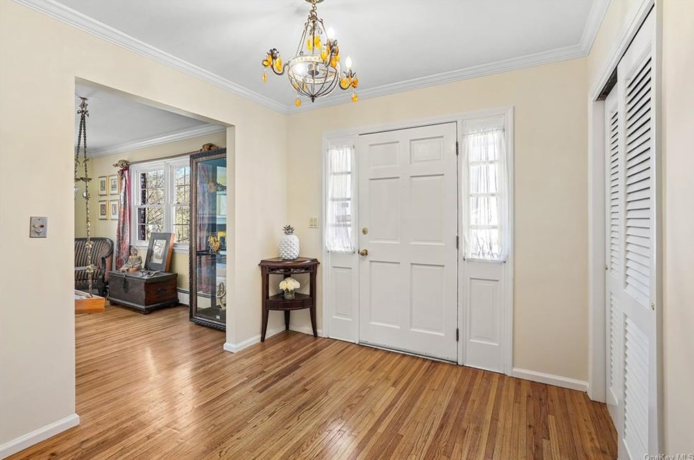 123 Inverness Rd, Scarsdale, NY 10583