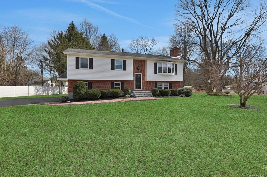205 Maple Ave, Tillson, NY 12486