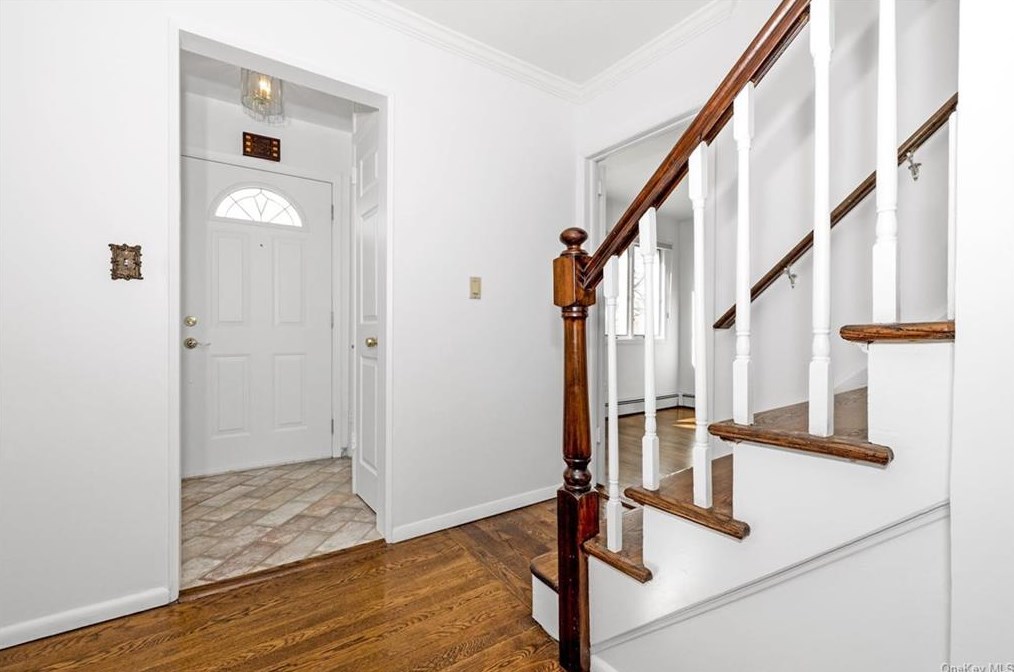 7 Alden Pl, Hartsdale, NY 10530