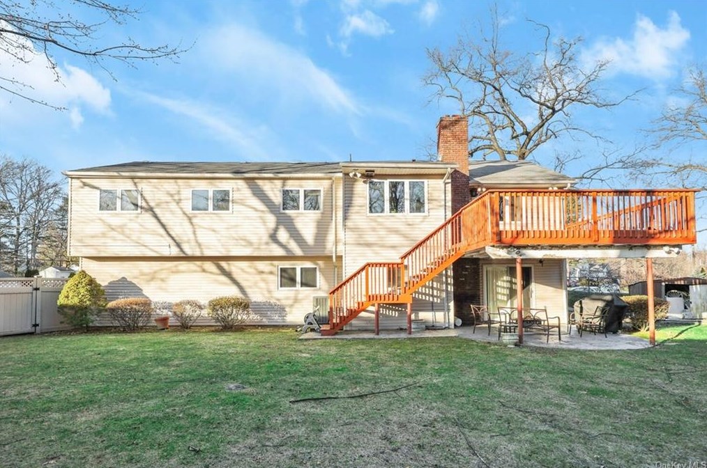 95 Ralph Rd, New Rochelle, NY 10804