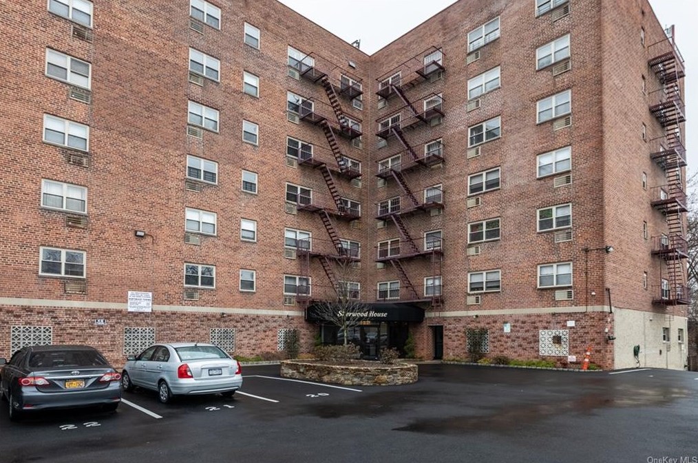 20 Secor Pl #5a, Yonkers, NY 10704