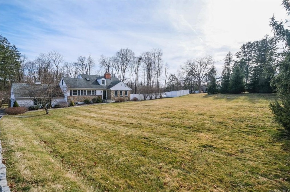 2247 Saw Mill River Rd, Yorktown Hgts, NY 10598