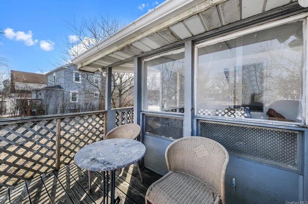 122 North St, Newburgh NY  12550-3302 exterior