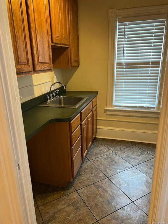 1 Pleasant Ave #4, Walden, NY 12586